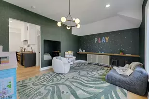 11 Brantwood Dr, Summit, NJ 07901 - Photo 15