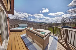 32 Evergreen Trail, Vernon, NJ 07462 - Photo 9