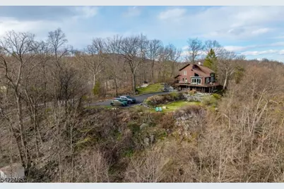 32 Evergreen Trl, Vernon, NJ 07462 - Photo 15