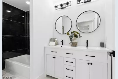 332 Pershing Ave, Roselle Park, NJ 07204 - Photo 29