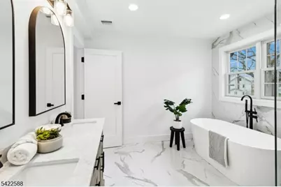 332 Pershing Ave, Roselle Park, NJ 07204 - Photo 25