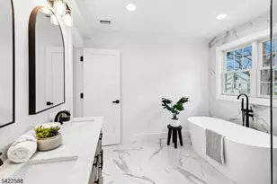 332 Pershing Ave, Roselle Park, NJ 07204 - Photo 25