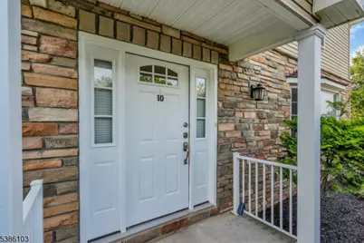 10 Harvey Ct, Clark Township, NJ 07066 - Photo 1