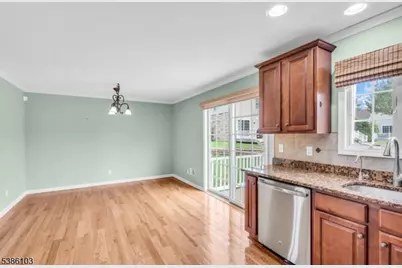 10 Harvey Ct, Clark Township, NJ 07066 - Photo 15