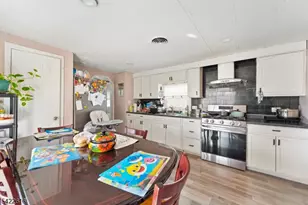 24 Whitman Rd, North Brunswick Township, NJ 08902 - Photo 9