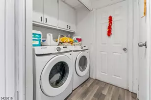 24 Whitman Rd, North Brunswick Township, NJ 08902 - Photo 5