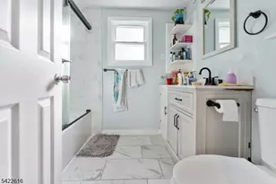 24 Whitman Rd, North Brunswick Township, NJ 08902 - Photo 11