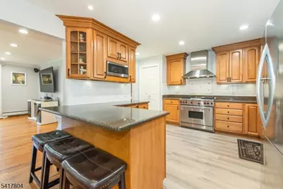 81 Devonshire Rd, Cedar Grove, NJ 07009 - Photo 7