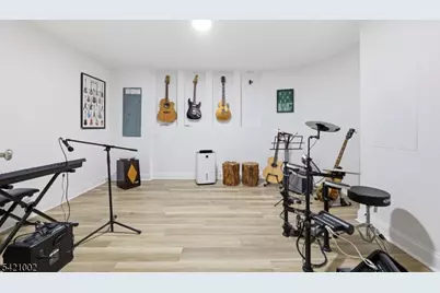 521B Hillsborough Rd, Hillsborough Township, NJ 08844 - Photo 37