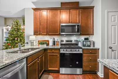 101 Robeson St, Somerville, NJ 08876 - Photo 7