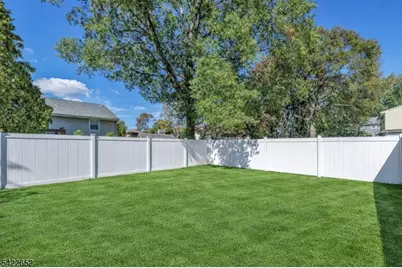 715 Evans St #2, Paramus, NJ 07652 - Photo 21