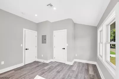 715 Evans St #2, Paramus, NJ 07652 - Photo 17