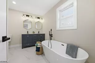 488B Dewey Ave, Saddle Brook Township, NJ 07663 - Photo 25