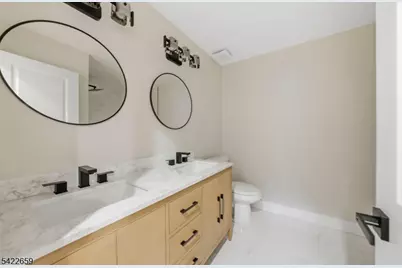 488B Dewey Ave #B, Saddle Brook Township, NJ 07663 - Photo 35