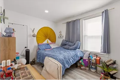 913 S 19th St, Newark, NJ 07108 - Photo 9