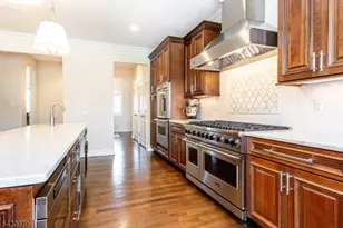 8 Philhower Ct, Denville Twp., NJ 07834 - Photo 15