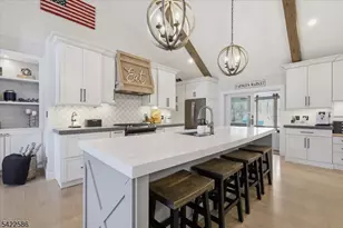 136 Forest Ave, Berkeley Heights Township, NJ 07922 - Photo 13