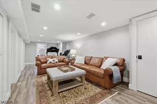 136 Forest Ave, Berkeley Heights Township, NJ 07922 - Photo 33