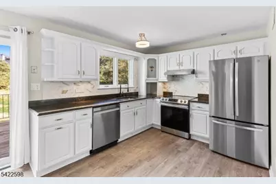 13232 Dell Pl, Stanhope, NJ 07874 - Photo 7