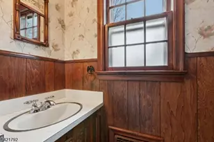 401 Walnut St, Nutley, NJ 07110 - Photo 11