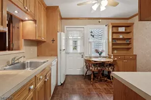 401 Walnut St, Nutley, NJ 07110 - Photo 7