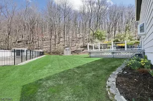 26 Scrivani Dr, Wanaque, NJ 07465 - Photo 37