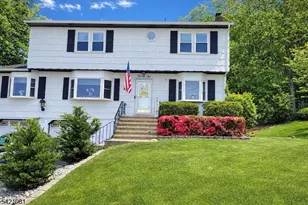 26 Scrivani Dr, Wanaque, NJ 07465 - Photo 39