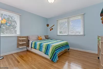 360 Upland Rd, Mountainside, NJ 07092 - Photo 19