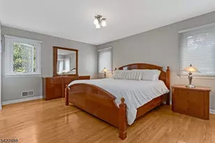 360 Upland Rd, Mountainside, NJ 07092 - Photo 15