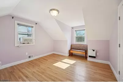 59 Oakwood Dr, Wayne, NJ 07470 - Photo 33