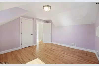 59 Oakwood Dr, Wayne, NJ 07470 - Photo 35