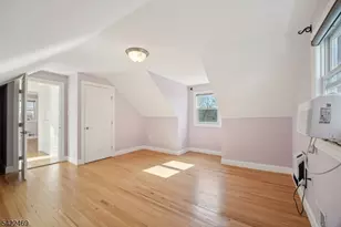 59 Oakwood Dr, Wayne, NJ 07470 - Photo 29