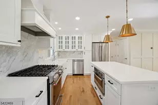 59 Oakwood Dr, Wayne, NJ 07470 - Photo 13