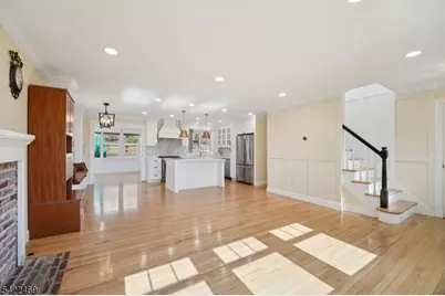 59 Oakwood Dr, Wayne, NJ 07470 - Photo 5