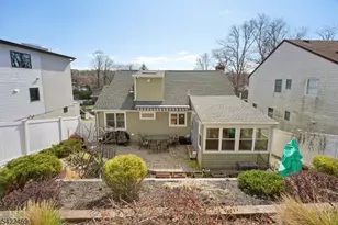 59 Oakwood Dr, Wayne, NJ 07470 - Photo 41