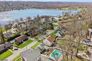 59 Oakwood Dr, Wayne, NJ 07470 - Photo 49