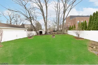 29 Keeler St, Springfield, NJ 07081 - Photo 3