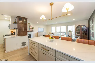 13 Franklin Pl #7E, Morristown, NJ 07960 - Photo 5