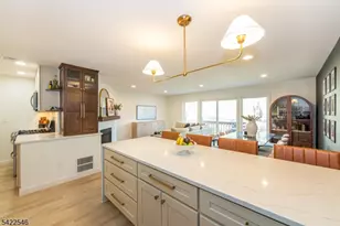 13 Franklin Pl, Morristown, NJ 07960 - Photo 5