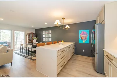 13 Franklin Pl #7E, Morristown, NJ 07960 - Photo 3