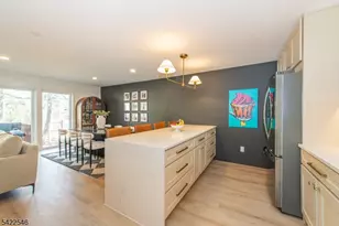 13 Franklin Pl, Morristown, NJ 07960 - Photo 3