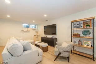 13 Franklin Pl, Morristown, NJ 07960 - Photo 29