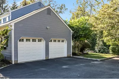 135 Woods End Dr, Bernards Township, NJ 07920 - Photo 41