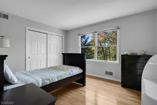 135 Woods End Dr, Bernards Township, NJ 07920 - Photo 29