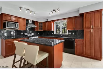 135 Woods End Dr, Bernards Township, NJ 07920 - Photo 3