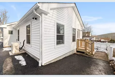 7 Mountain Rd, Denville, NJ 07834 - Photo 1