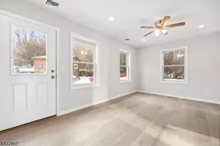 7 Mountain Rd, Denville, NJ 07834 - Photo 9