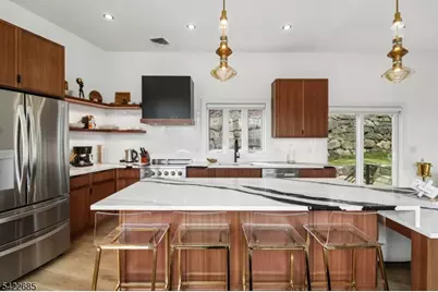 301 Kingsland Rd, Roxbury Township, NJ 07850 - Photo 17