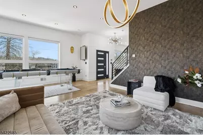 301 Kingsland Rd, Roxbury Township, NJ 07850 - Photo 9