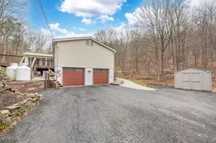 4 Rocky Way, Hampton Township, NJ 07860 - Photo 19